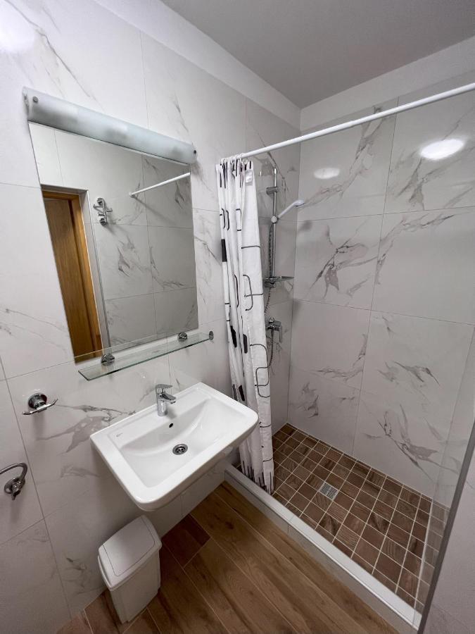 Apartmani Palme Funtana Exterior photo