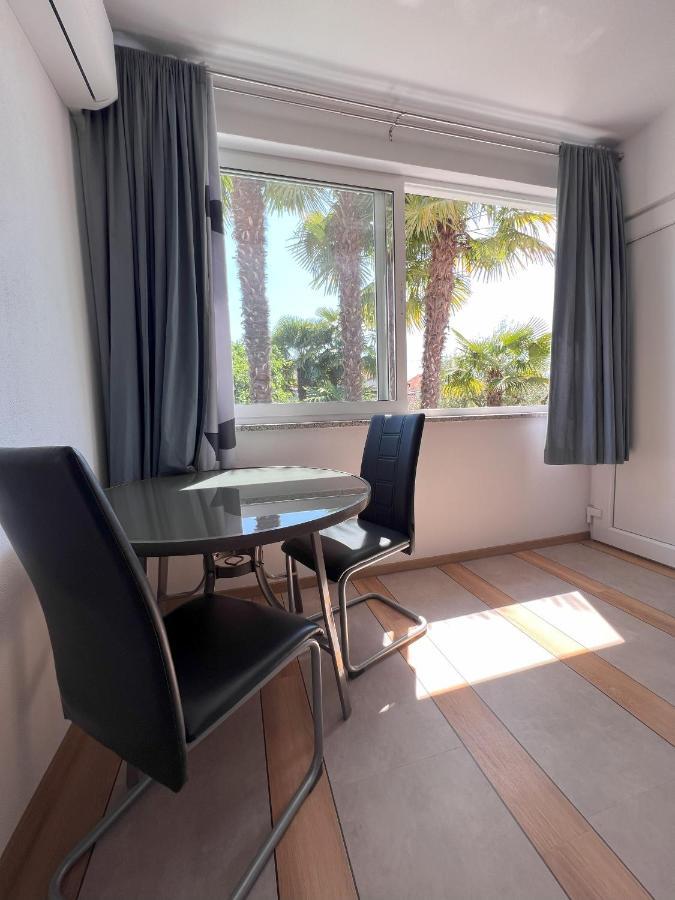 Apartmani Palme Funtana Exterior photo
